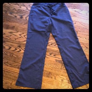 Women’s scrub pants size small
